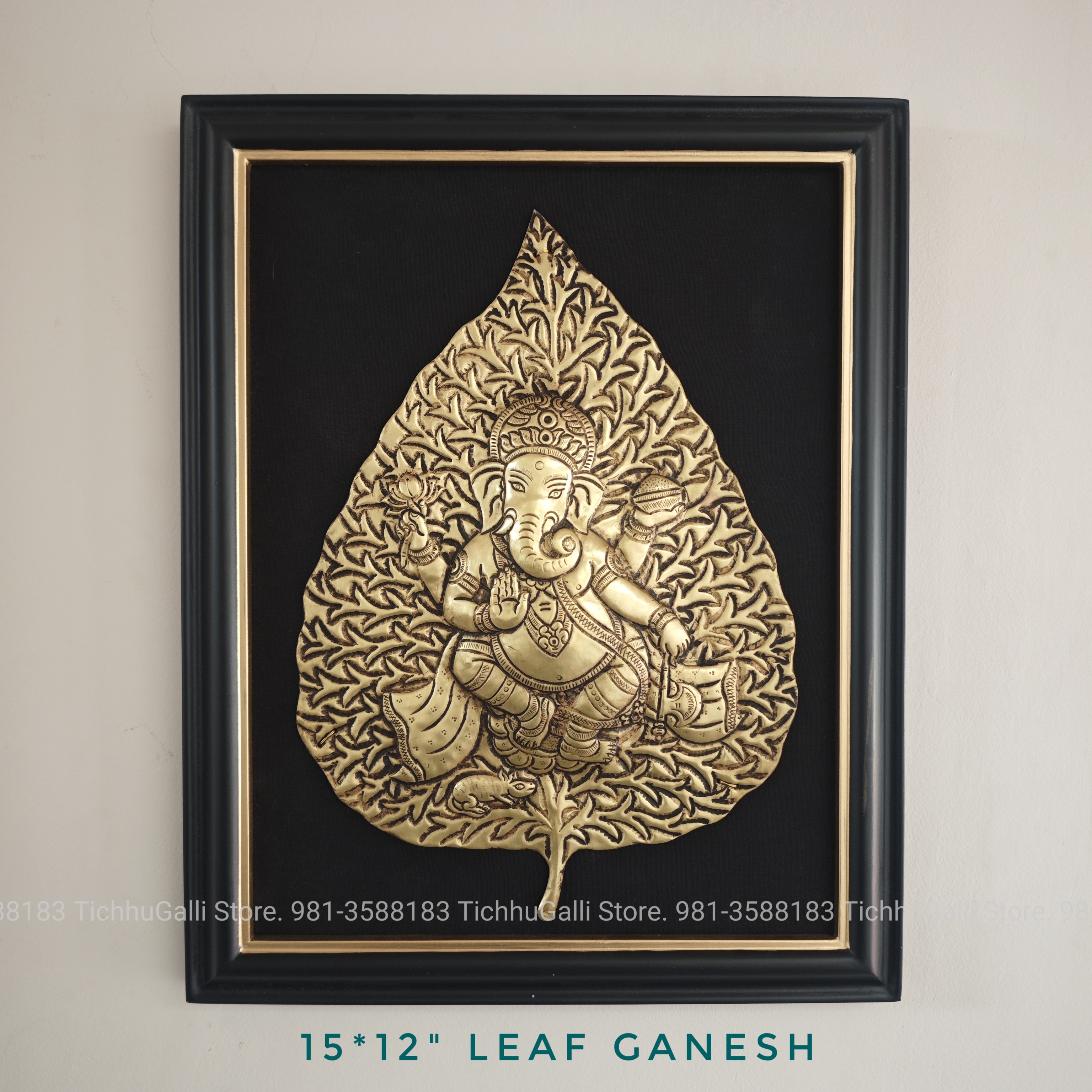 Leaf Ganesh single matt black 11x15"