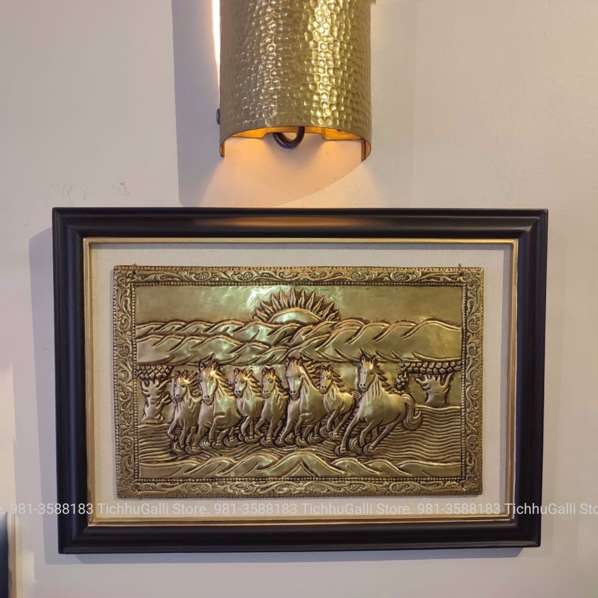 Brass seven horse  white Single matt 14*10